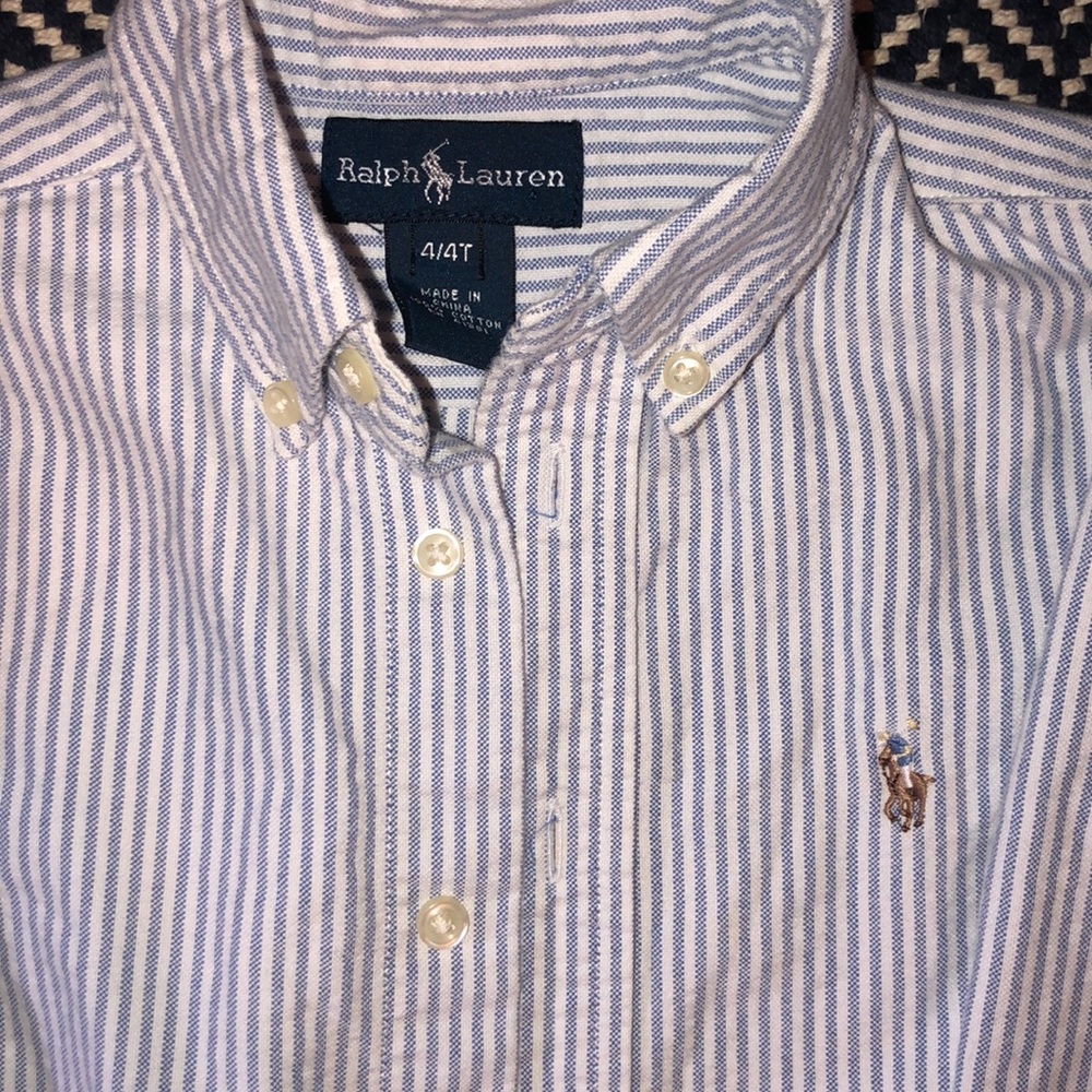 Polo button down. Excellent condition - Picture 2 of 2